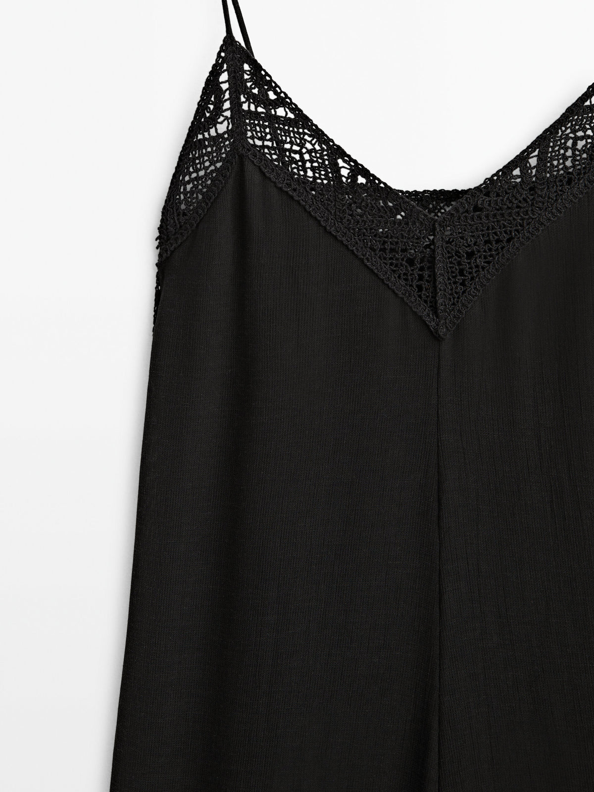 Vestido lencero detalle crochet - NEGRO