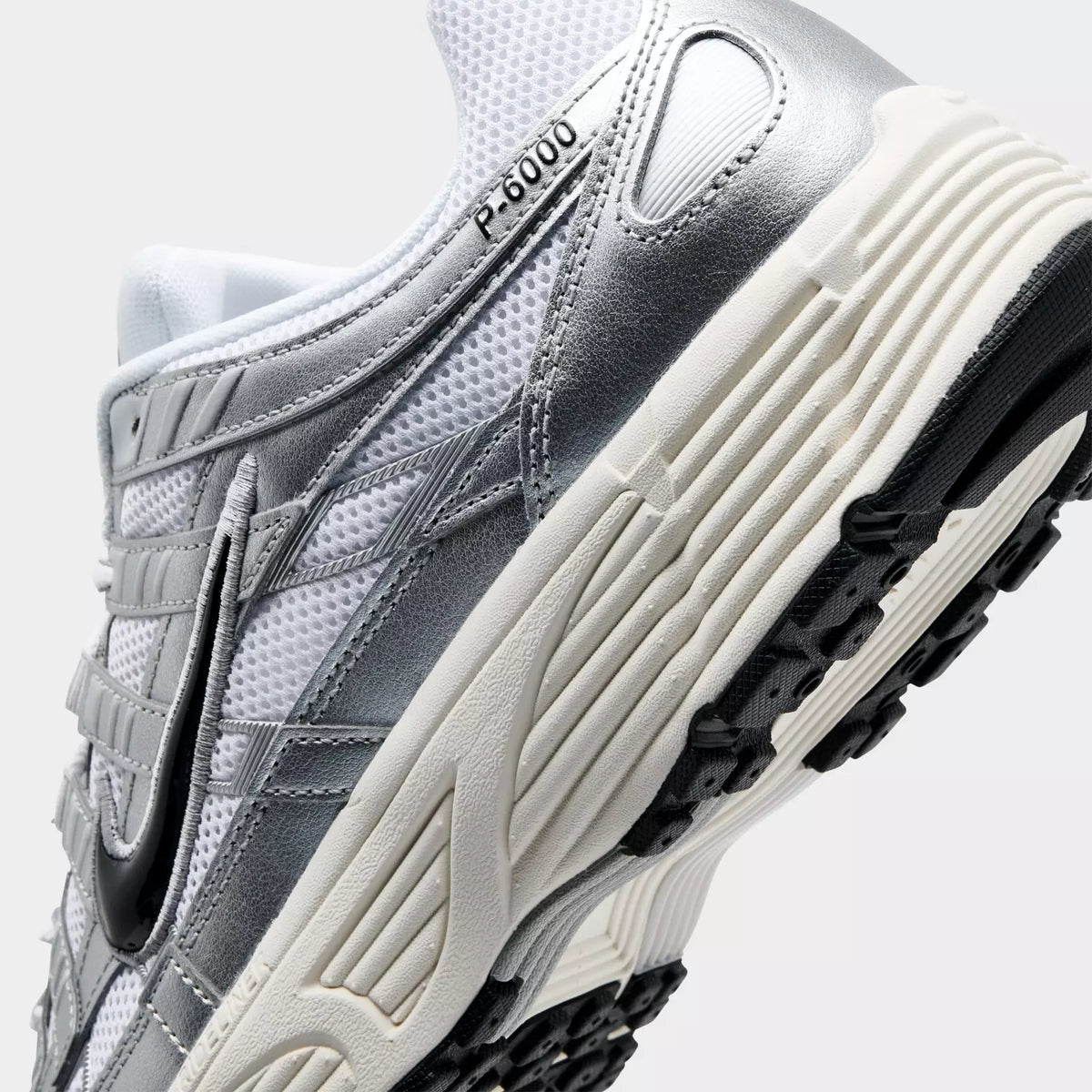 Men's Nike P-6000 Casual Shoes