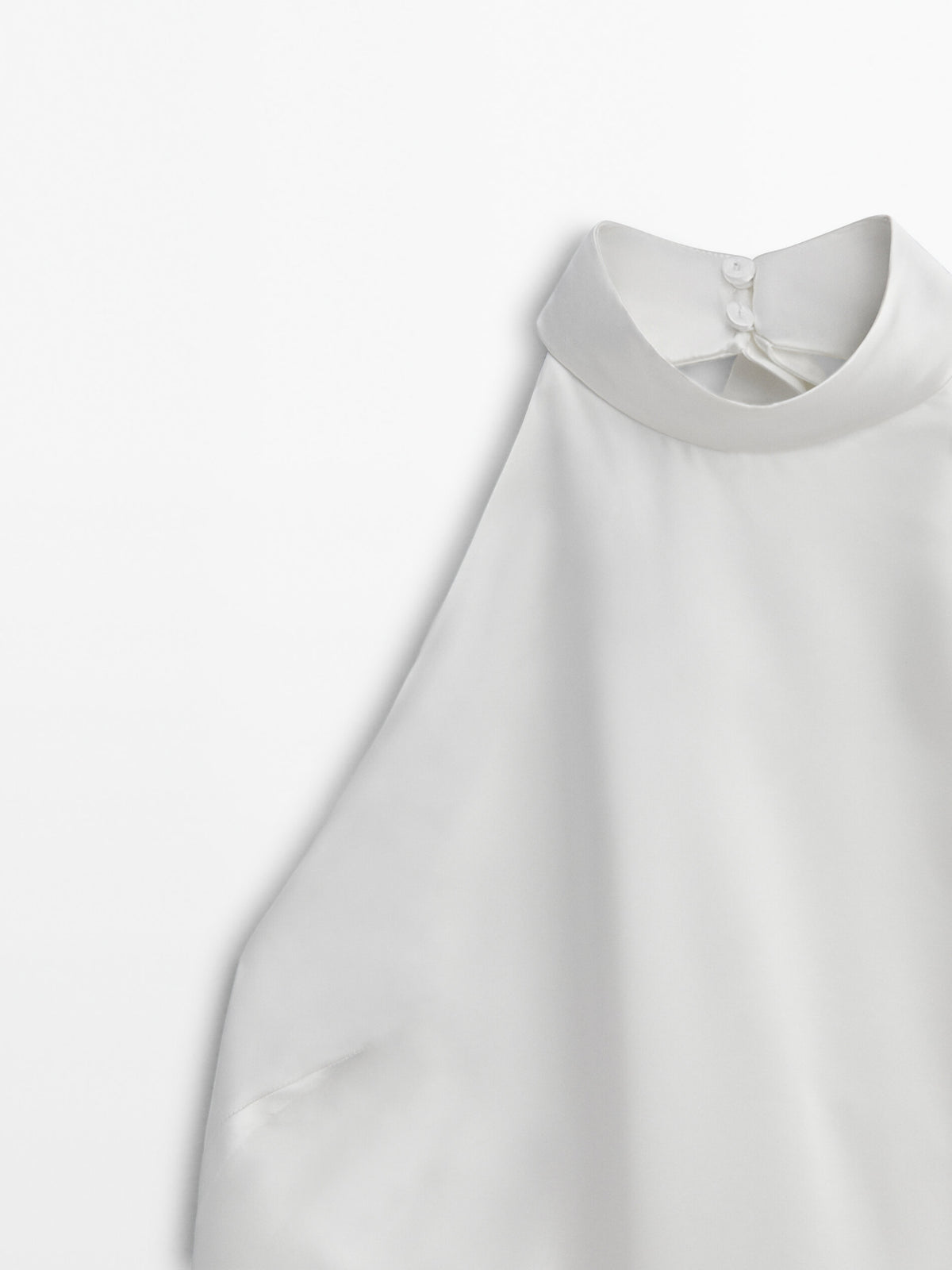 Top halter satinado -Studio - CRUDO