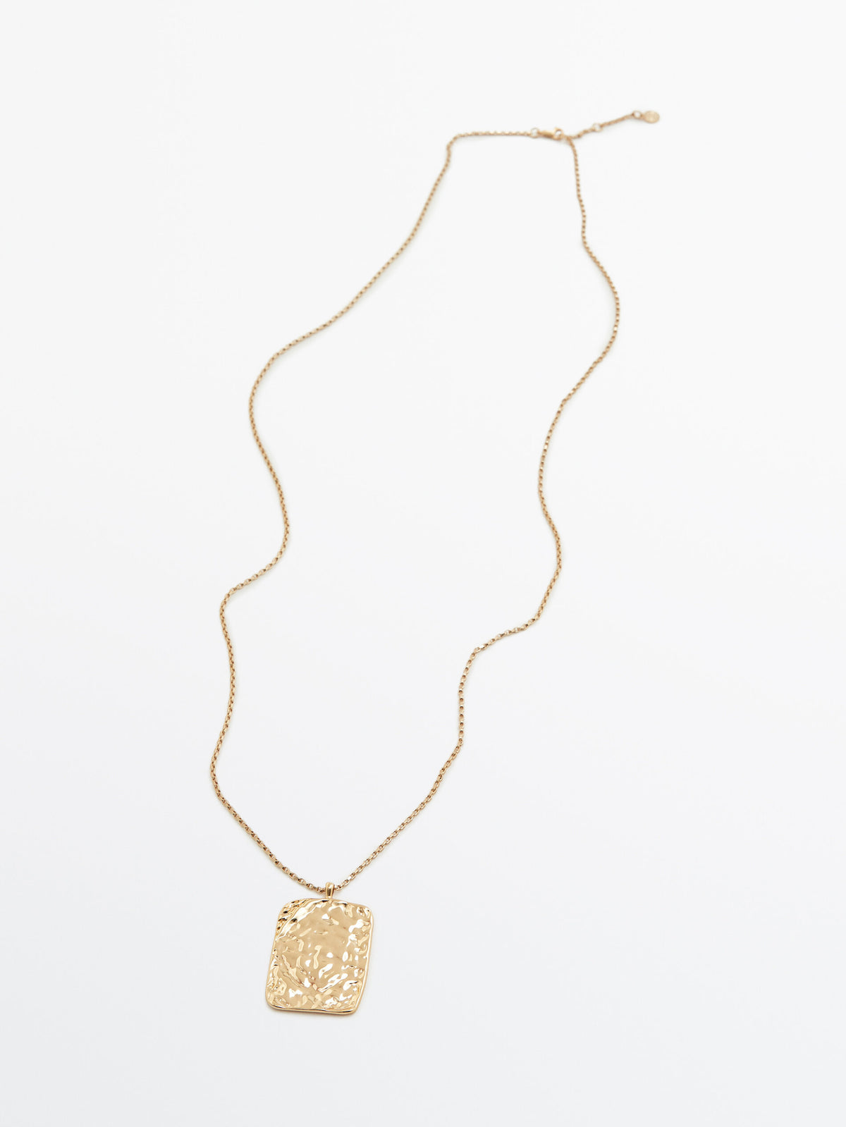 Collar largo medalla textura baño oro - DORADO