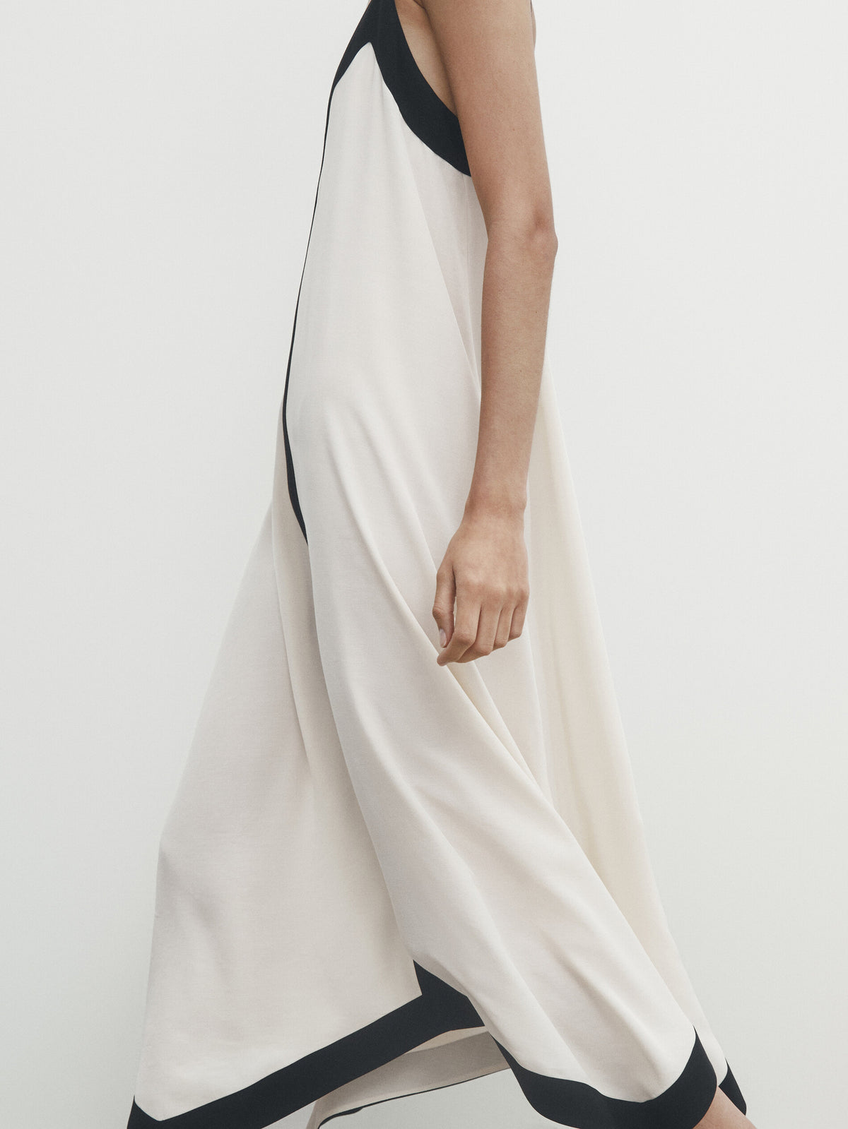 Vestido tirantes escote pico contraste - CRUDO