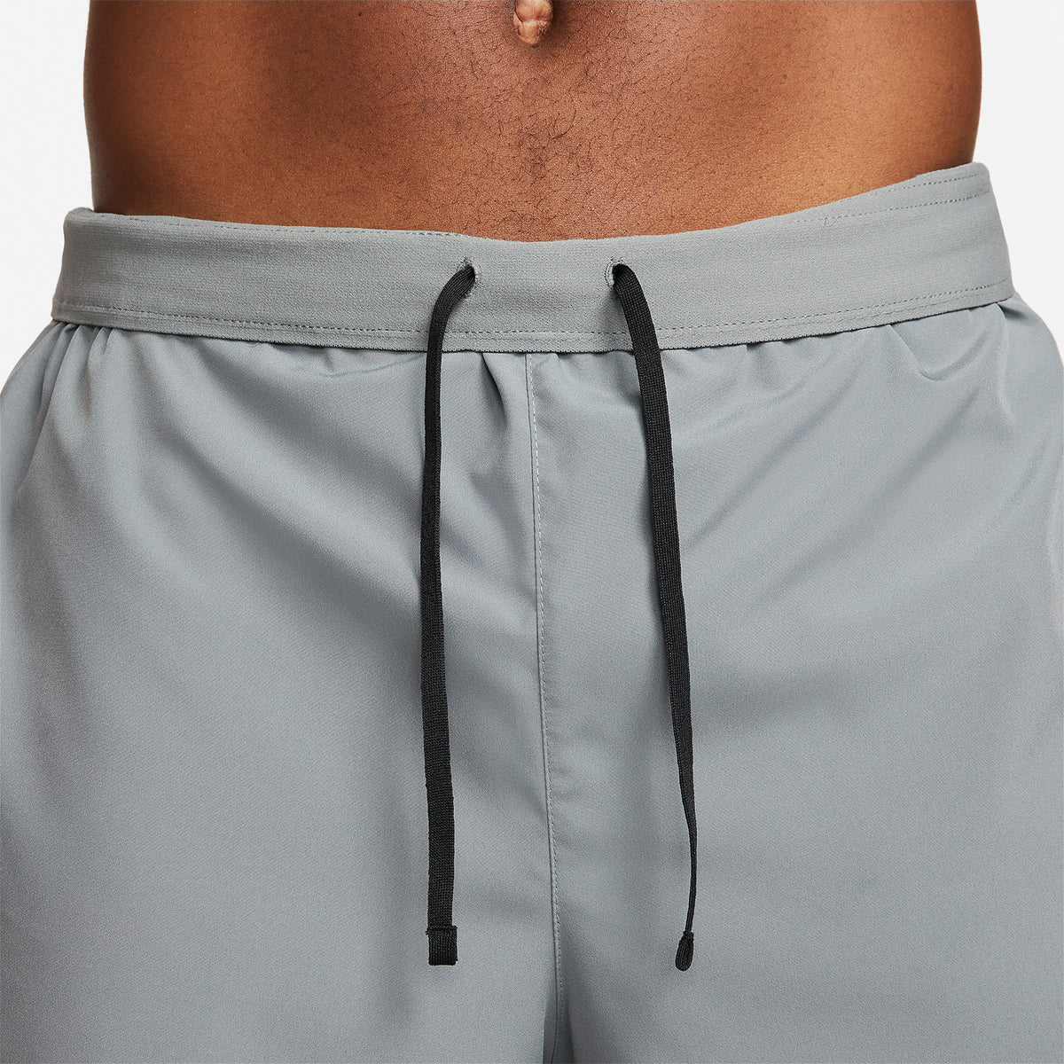 Nike Challenger Logo 7in Pantaloncini Smoke Grey/Reflective Silver