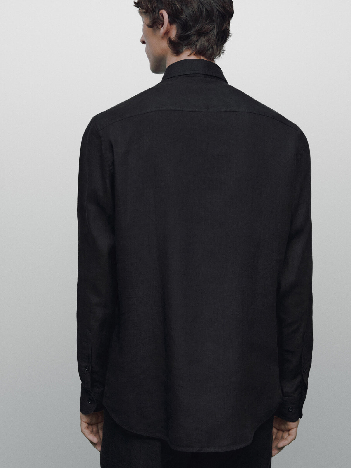 Camisa 100% lino bolsillos - NEGRO