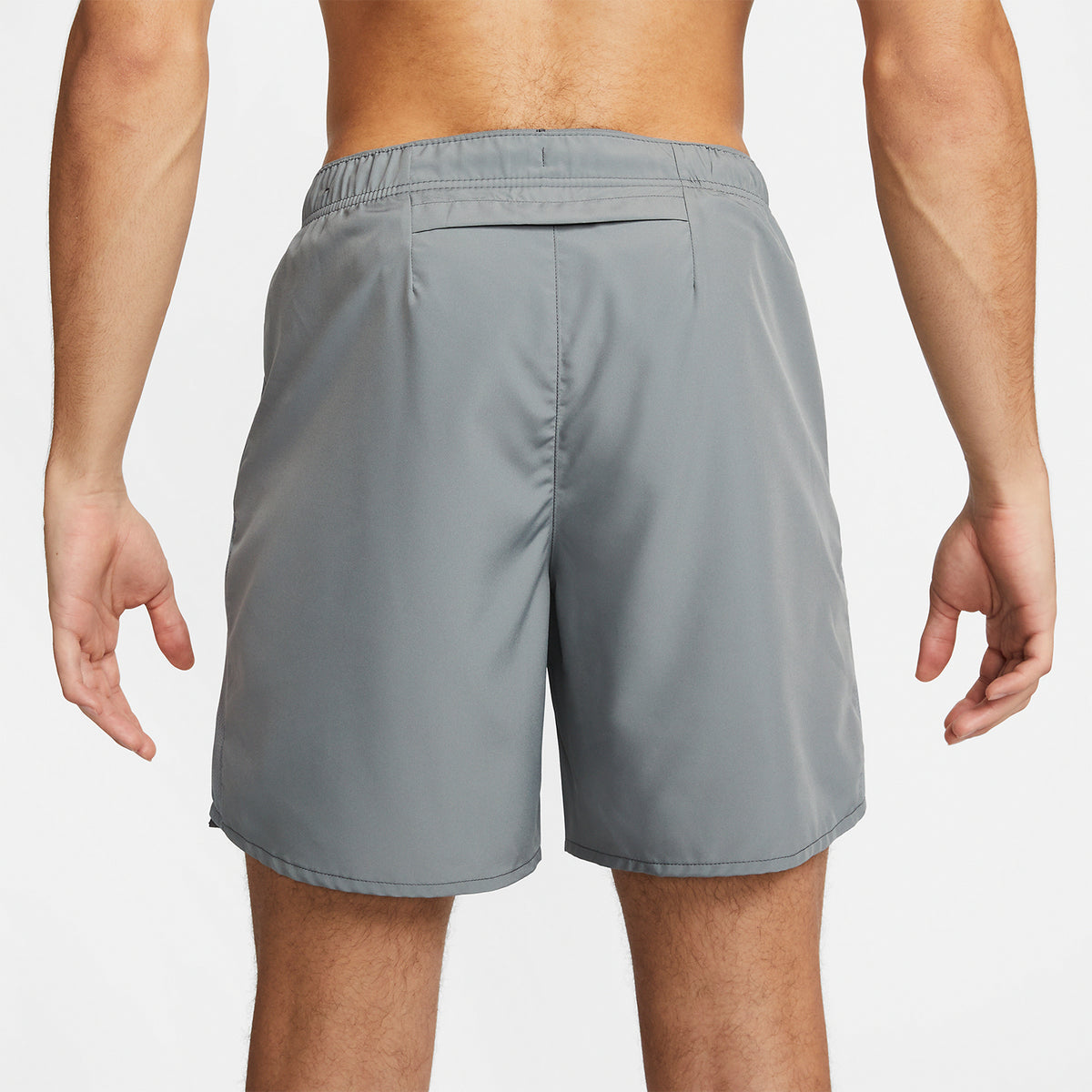 Nike Challenger 7in Pantaloncini Smoke Grey/Reflective Silver