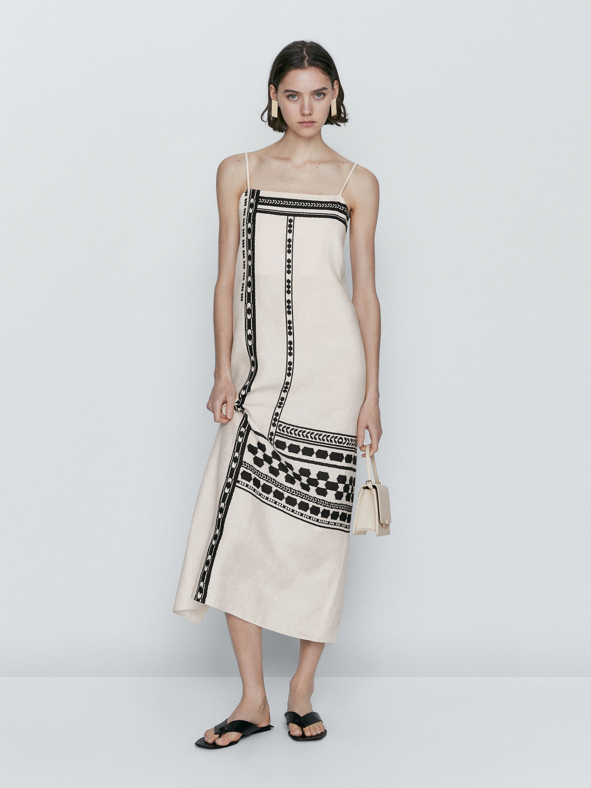 Vestido midi tirantes detalle cenefa - CRUDO
