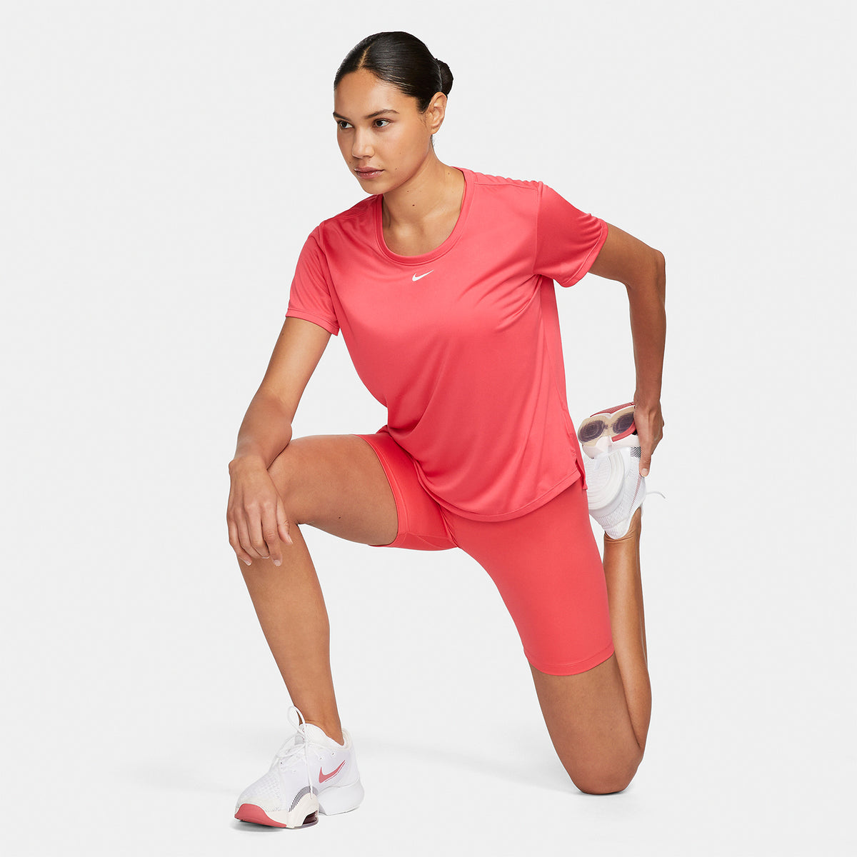 Nike One Dri-FIT Logo Maglietta Light Fusion Red/White