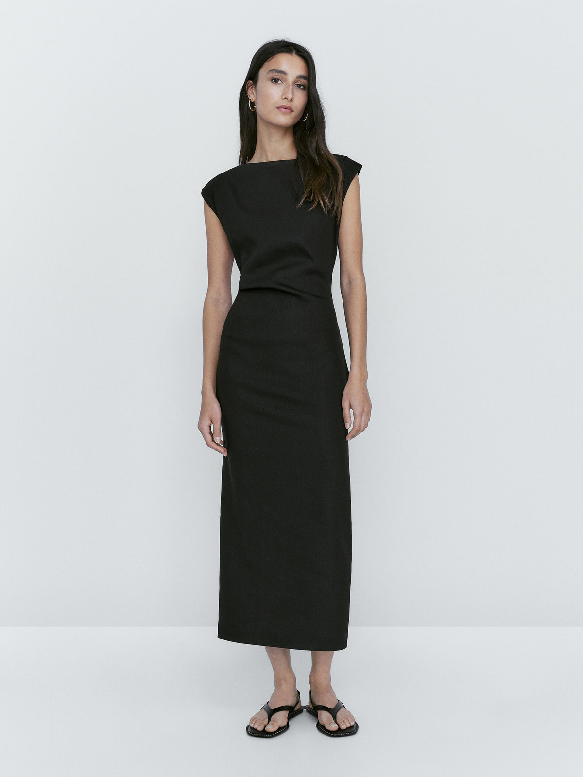 Vestido mezcla lino frunce lateral - NEGRO