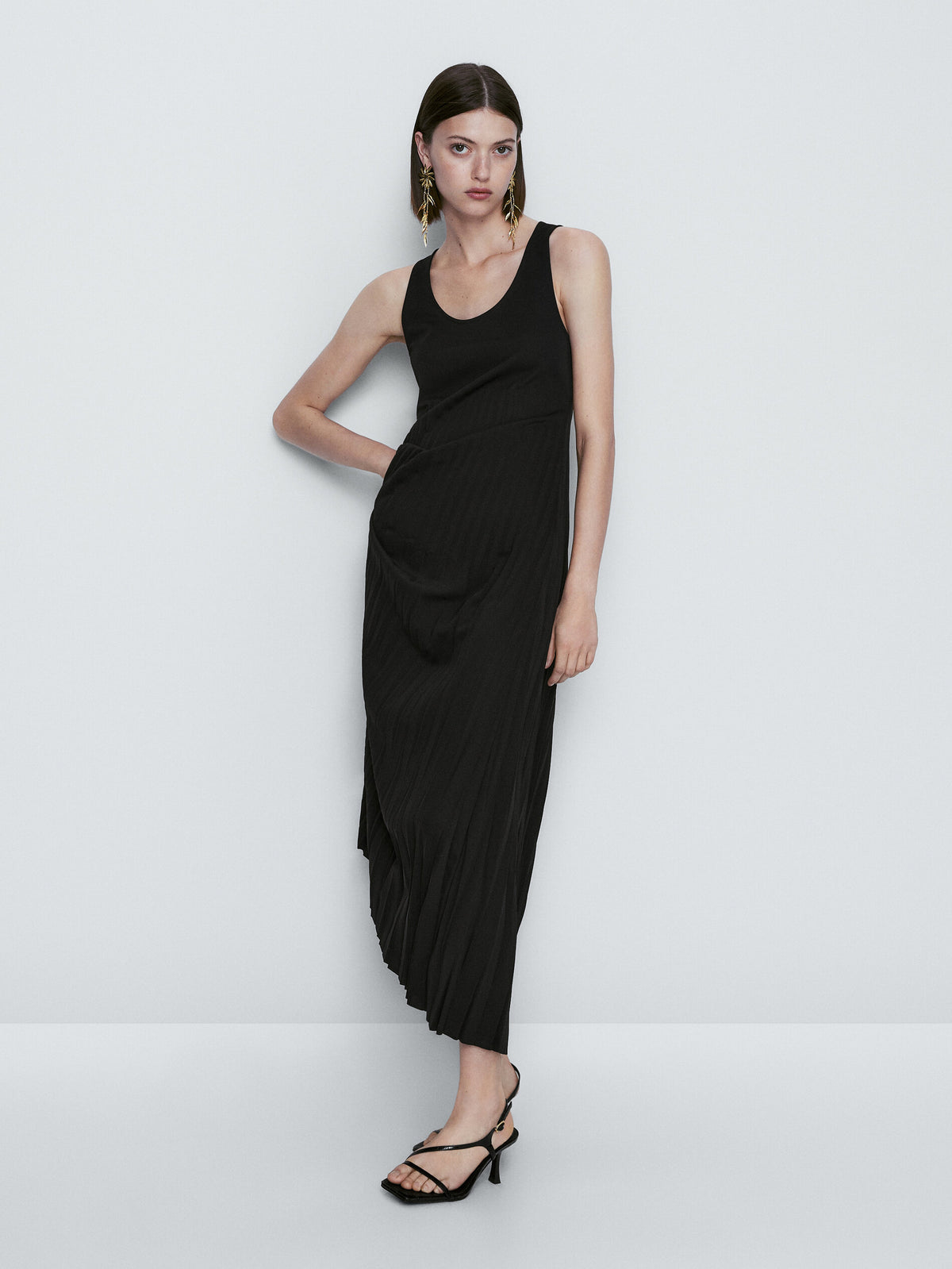 Vestido plisado negro - NEGRO