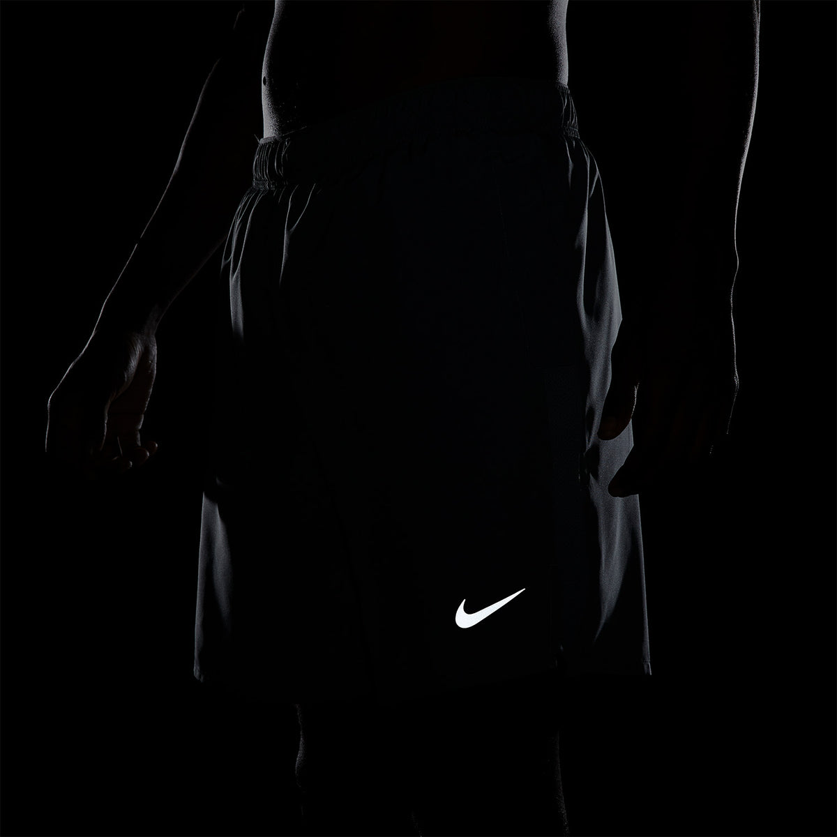 Nike Challenger Logo 7in Pantaloncini Smoke Grey/Reflective Silver