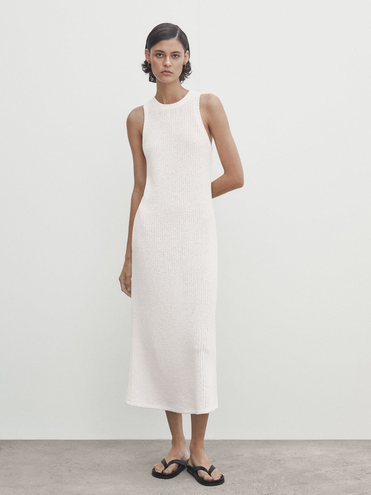 Vestido midi estructura manga sisa - CRUDO