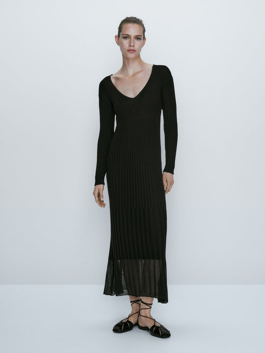Vestido largo canalé negro cuello pico - NEGRO