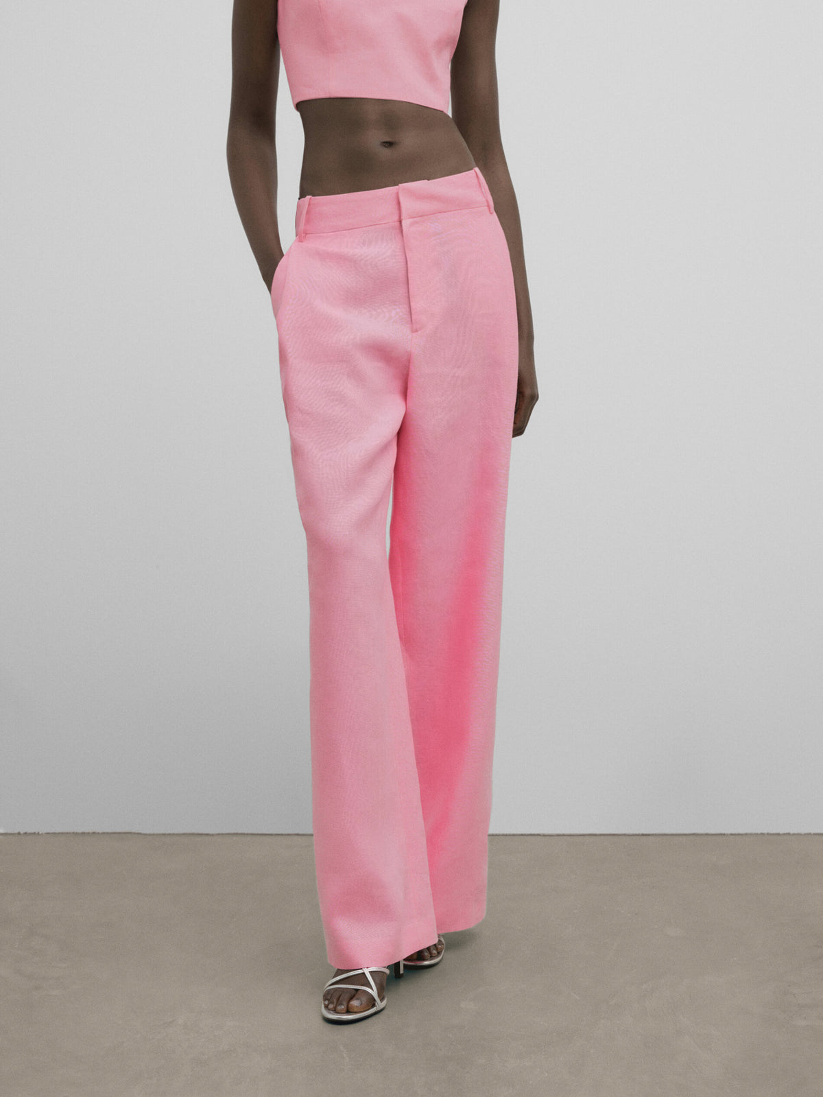 Pantalón lino pinzas bolsillos -Studio - ROSA