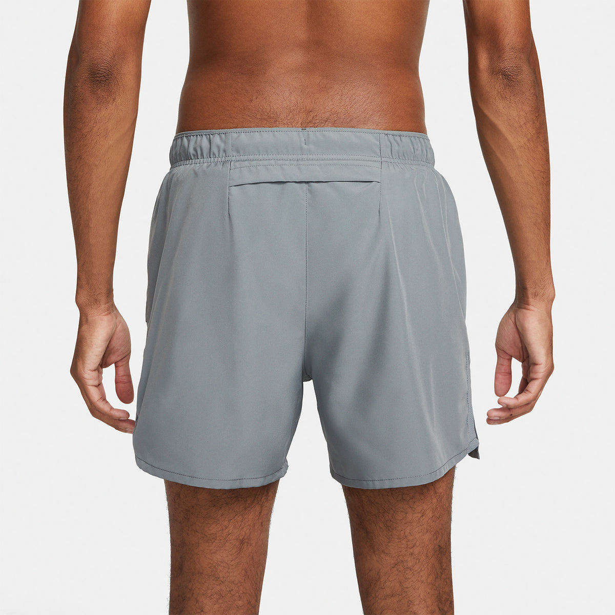 Nike Challenger 5in Pantaloncini Smoke Grey/Reflective Silver