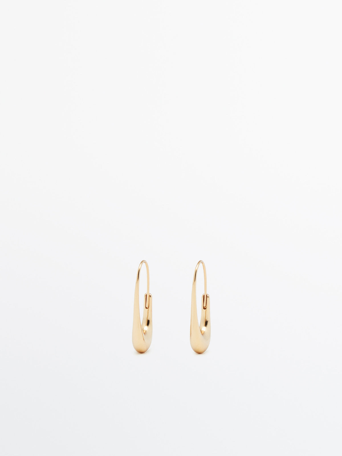 Pendientes ovalados detalle lágrima - DORADO