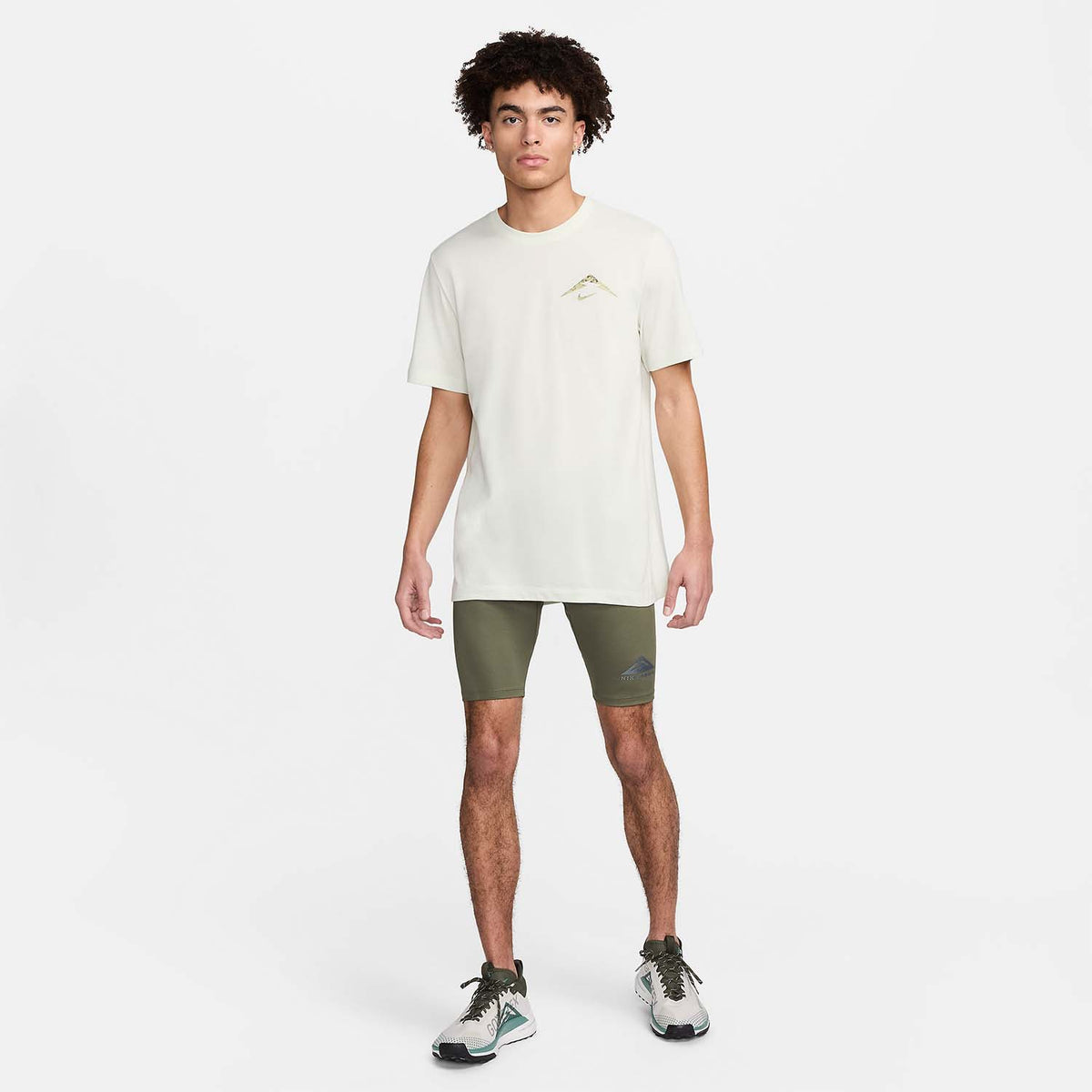 Nike Trail Dri-FIT Lava Loops 9.5in Pantaloncini Medium Olive/Black