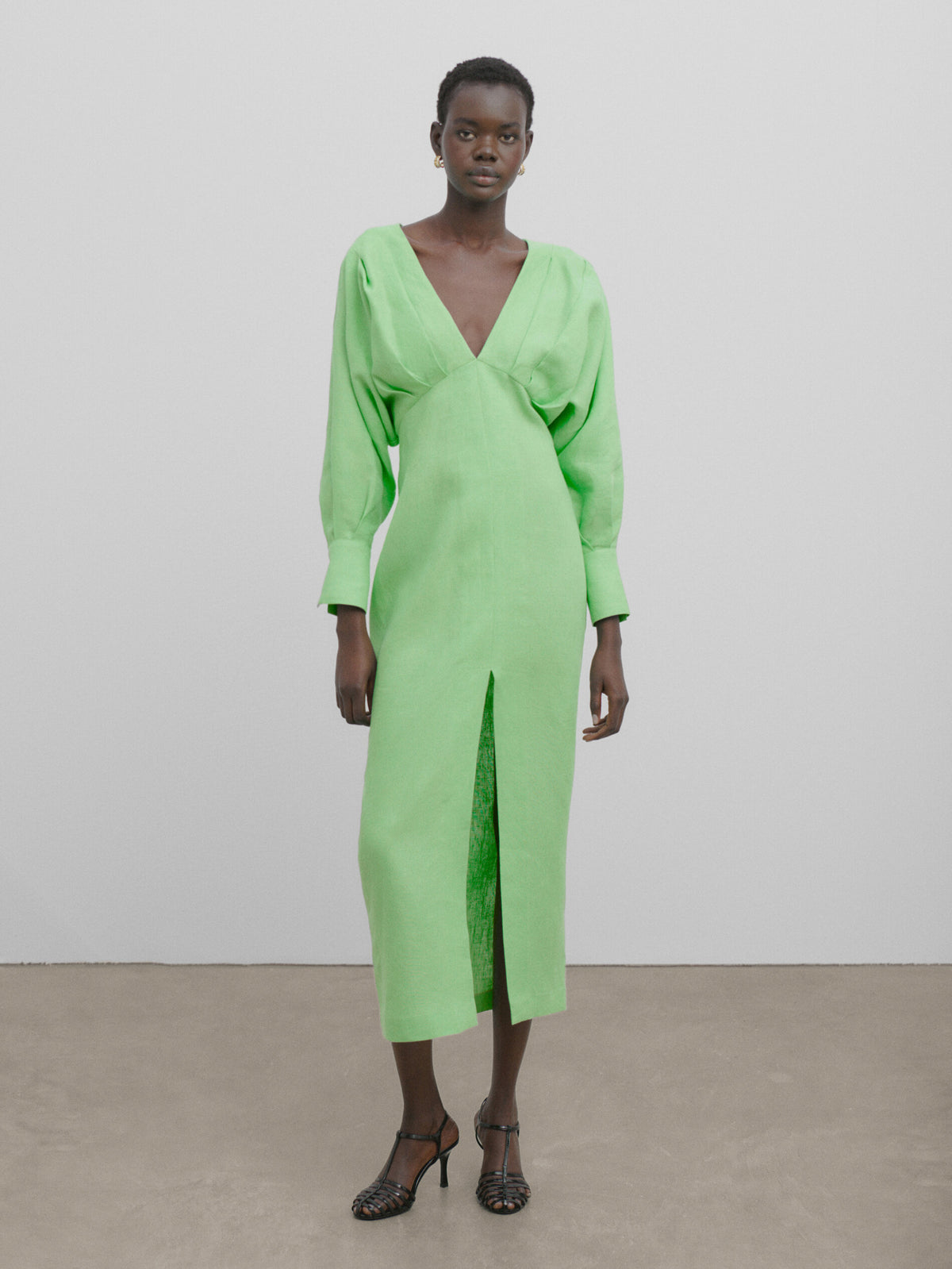 Vestido detalle pliegues abertura -Studio - VERD.MANZ