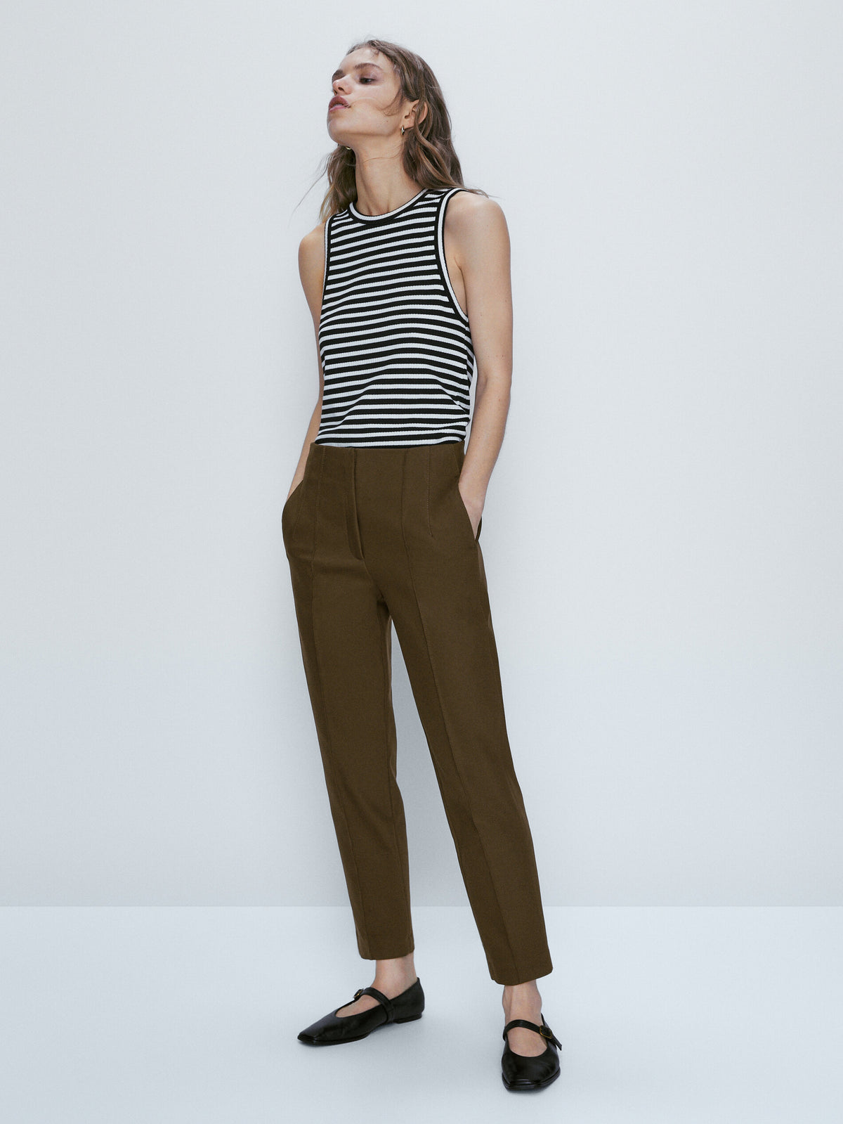 Pantalón técnico pespuntes slim fit - KAKI OSCURO