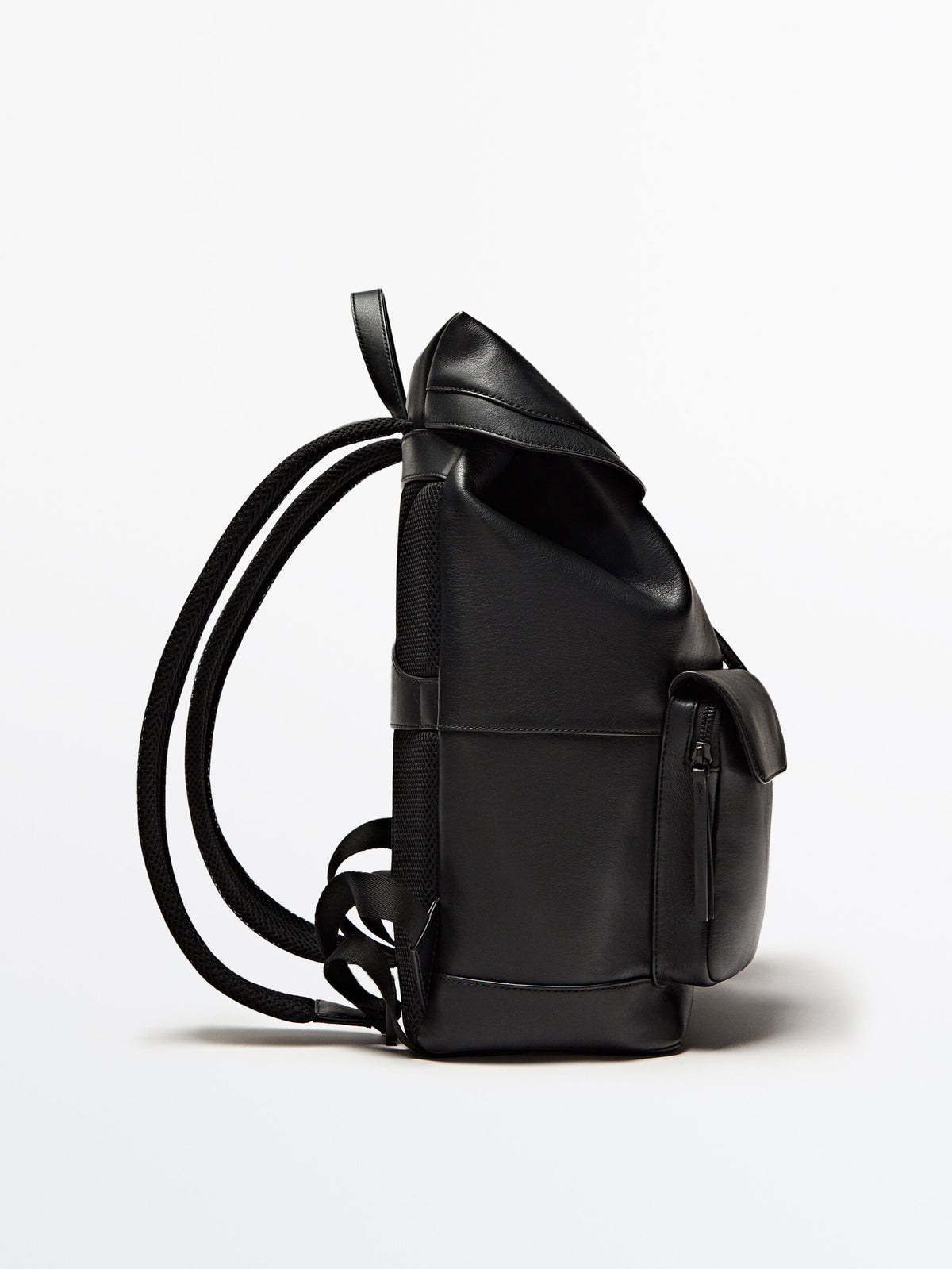 Mochila negra piel bolsillos - NEGRO