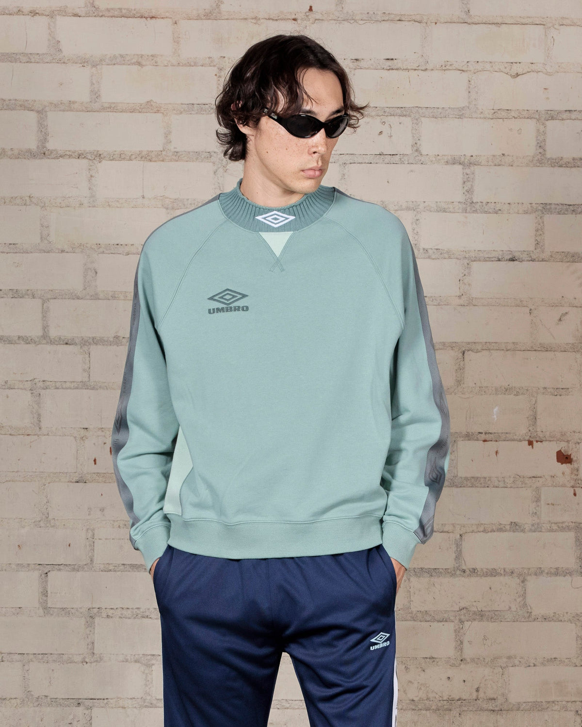 ICONS MOCKNECK