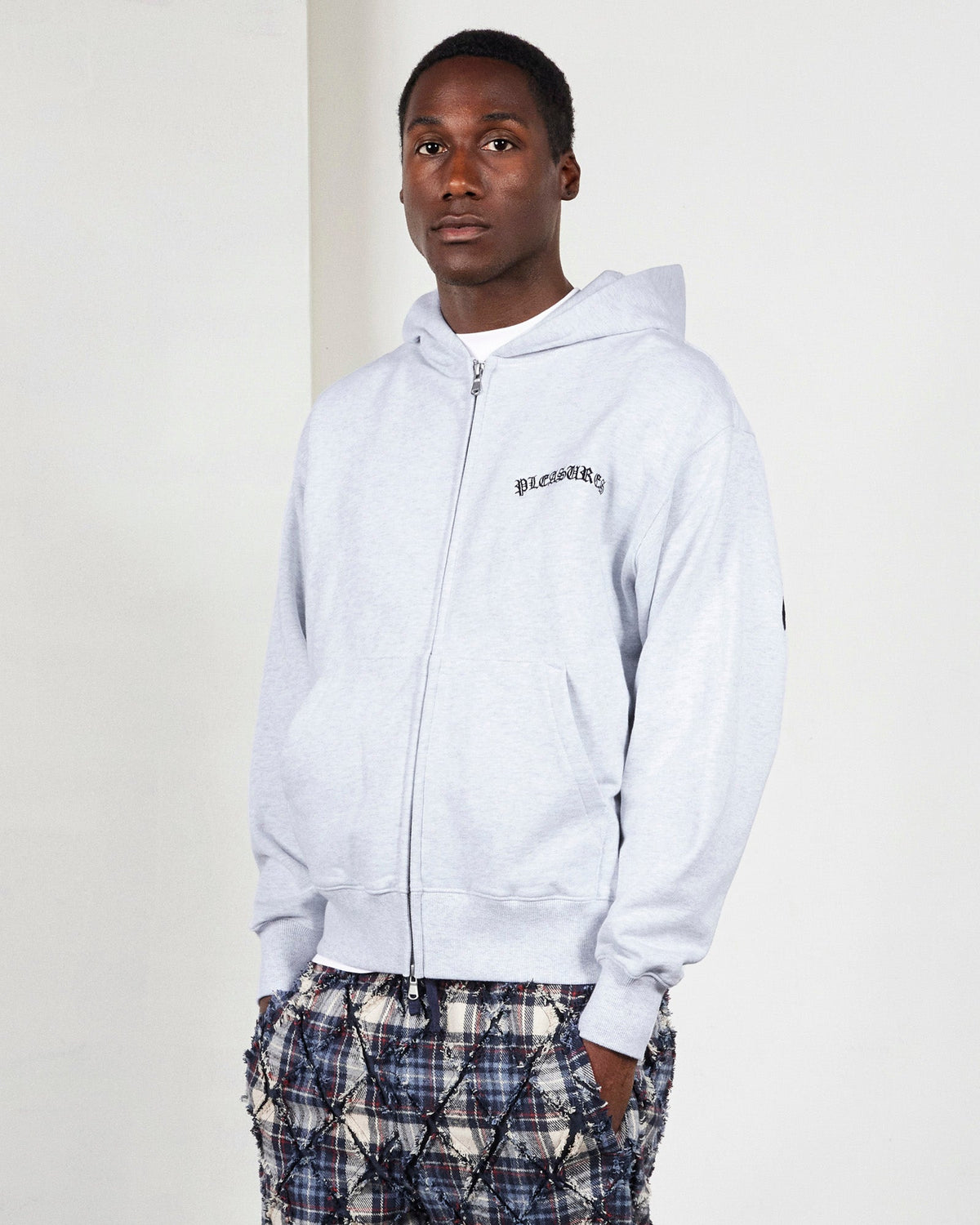 NEURAL ZIP HOODIE