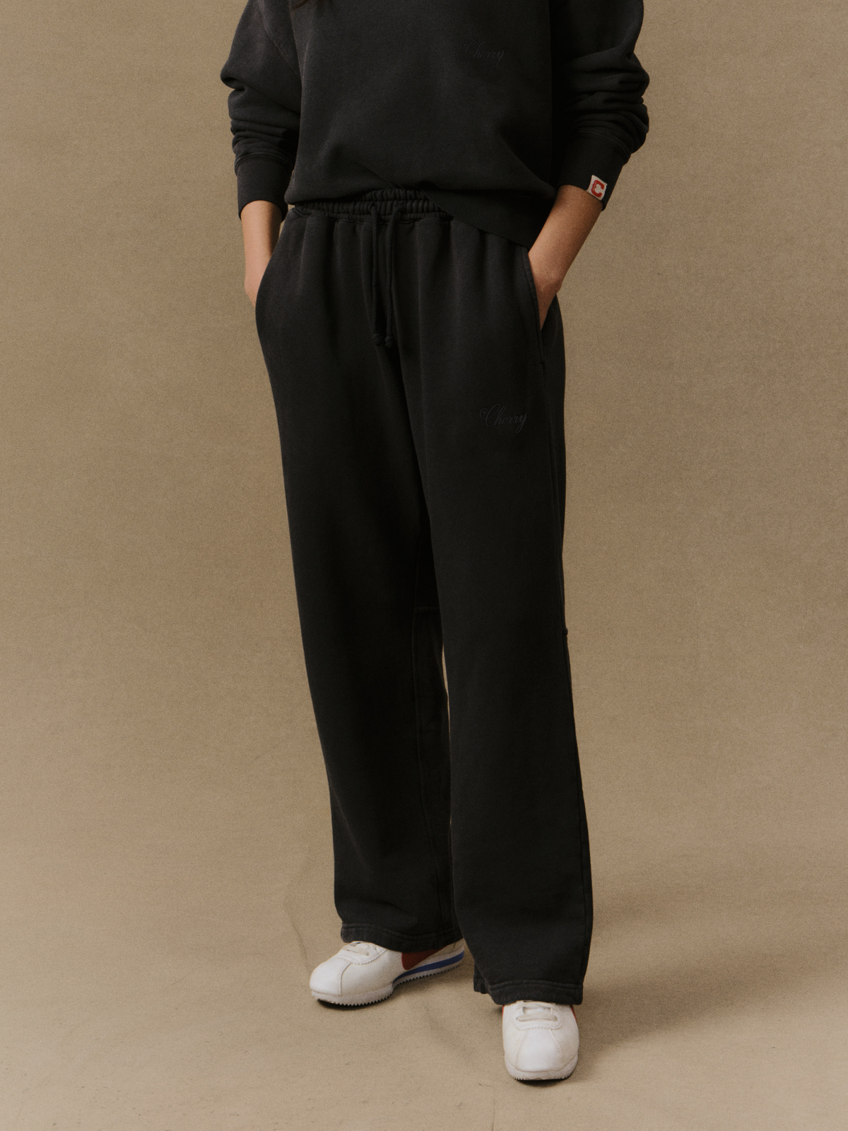 American Classic Parachute Sweatpants (Vintage Black)